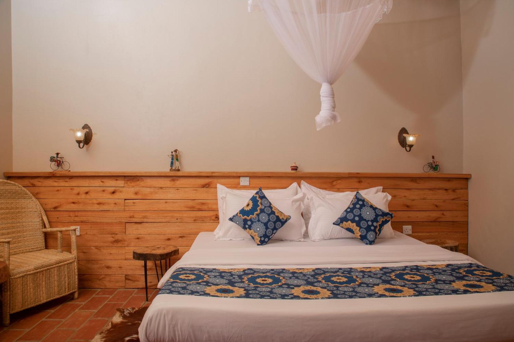 Kaswa Lodge Fort Portal Exterior photo