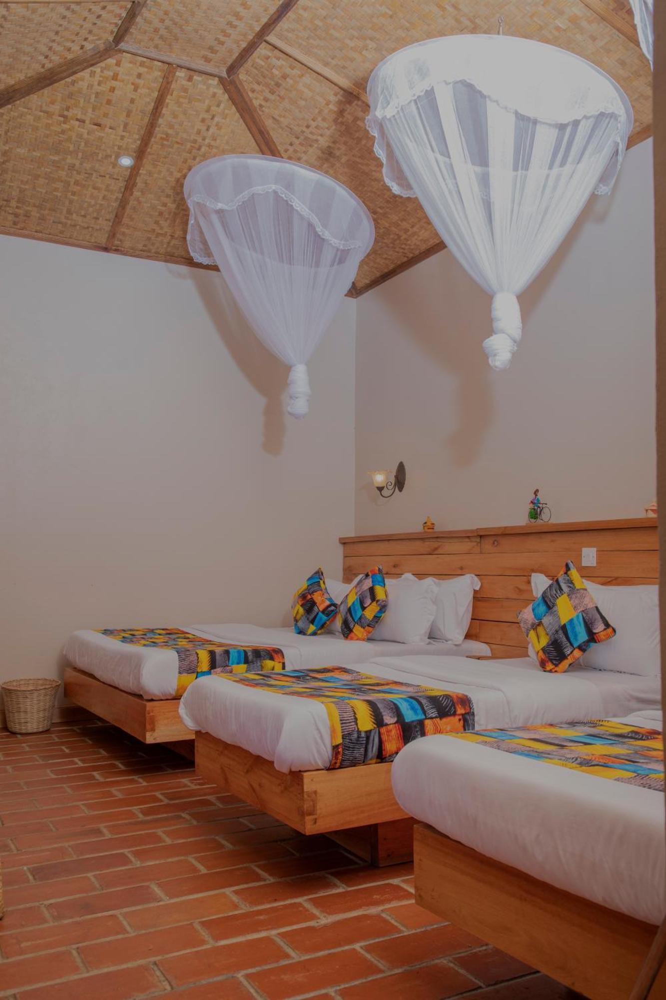 Kaswa Lodge Fort Portal Exterior photo