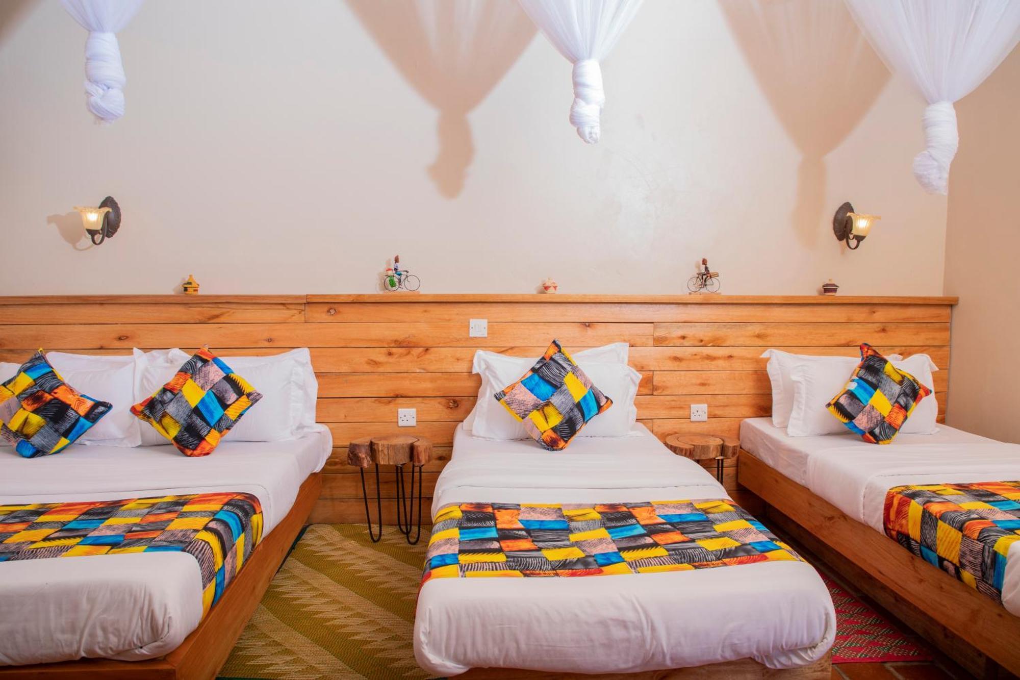 Kaswa Lodge Fort Portal Exterior photo