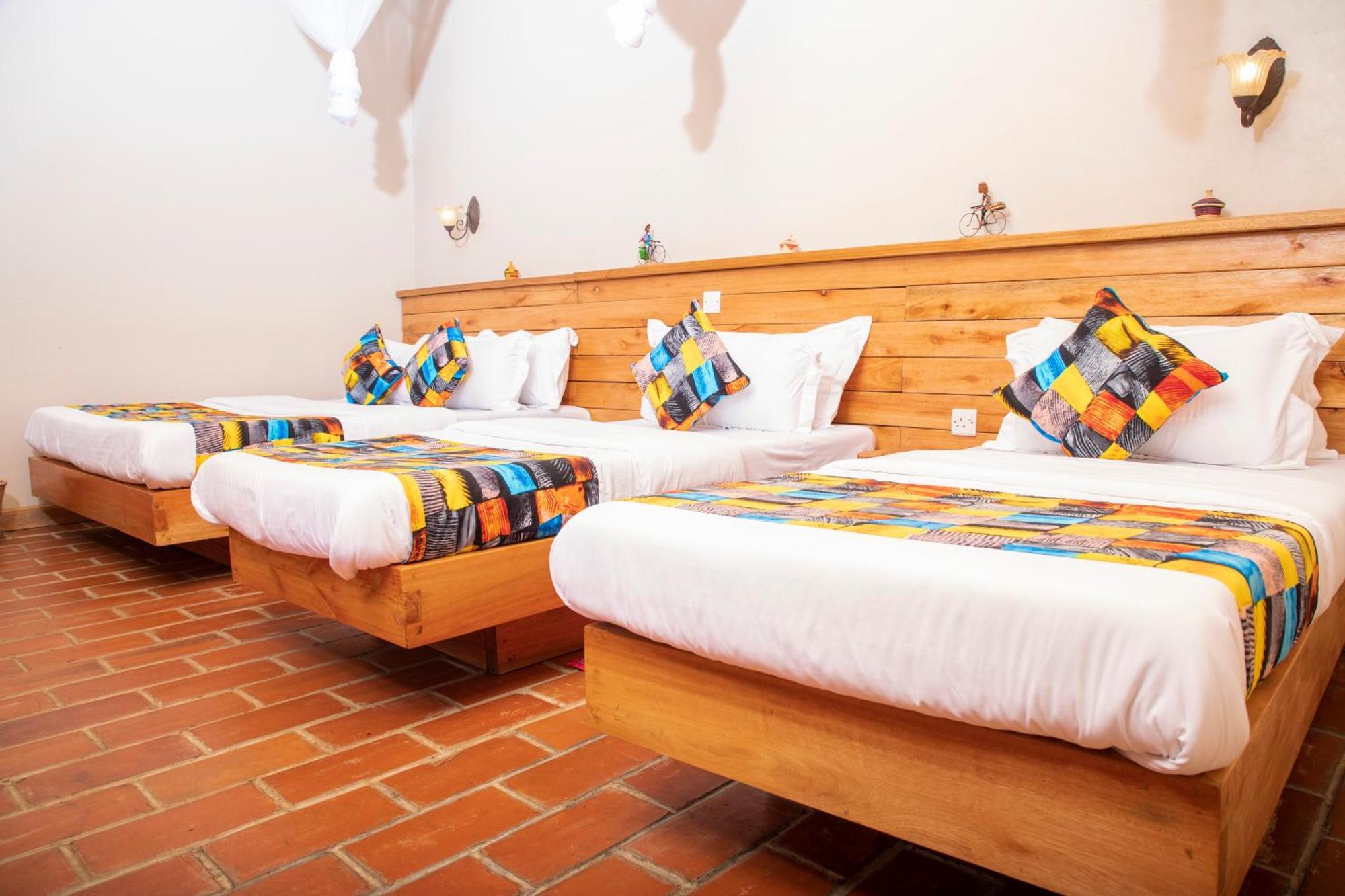 Kaswa Lodge Fort Portal Exterior photo