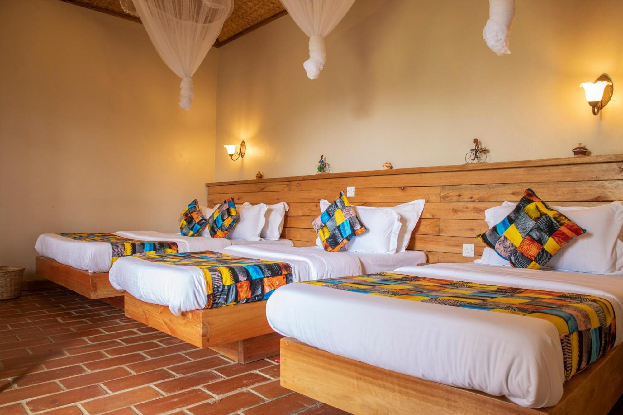 Kaswa Lodge Fort Portal Exterior photo